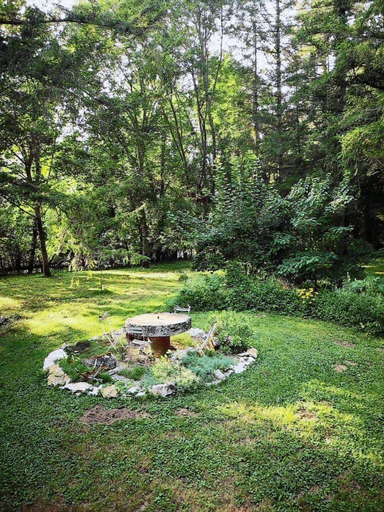 Gite with terrace, barbecue & yard — photo 3