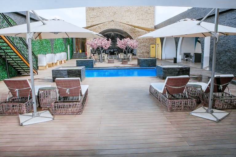 Best Western Plus Meridian Hotel