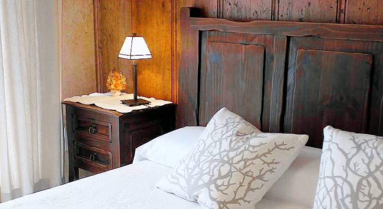Vacation home with 6 rooms for 18 persons in Ávila