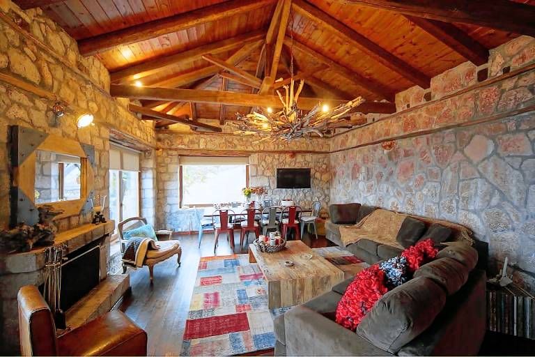 Villa with garden, barbeque & pool | Perfect for remote work — photo 3
