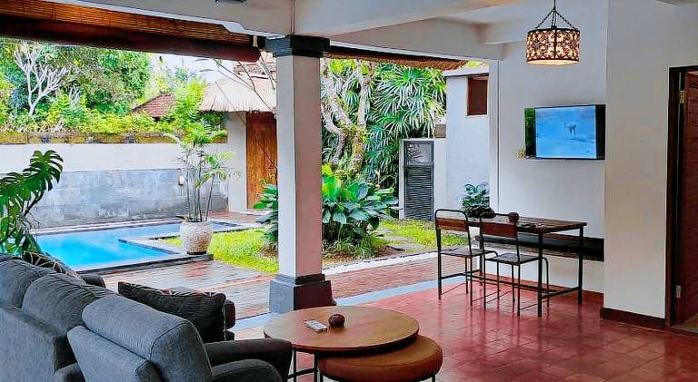 Beautiful villa with pool | Pets are welcome — photo 5