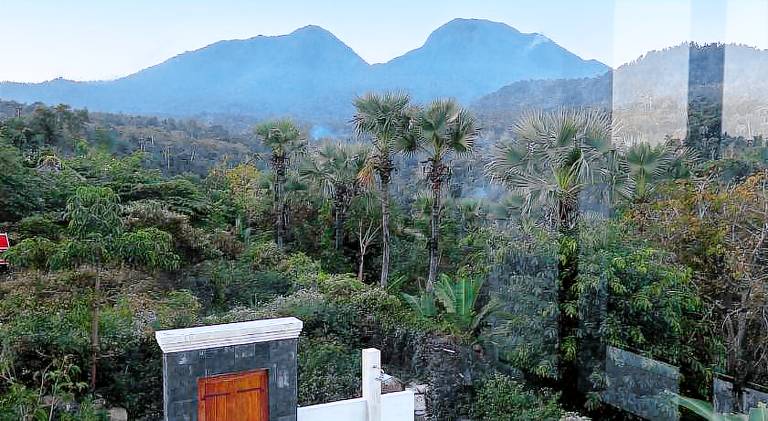 Villa with jacuzzi, terrace & private pool | Perfect for remote work | Pet-friendly — photo 5