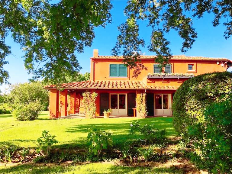 Family-friendly charming house with private pool, barbecue & garden | Beach view | Perfect for remote work | Pets allowed — photo 2