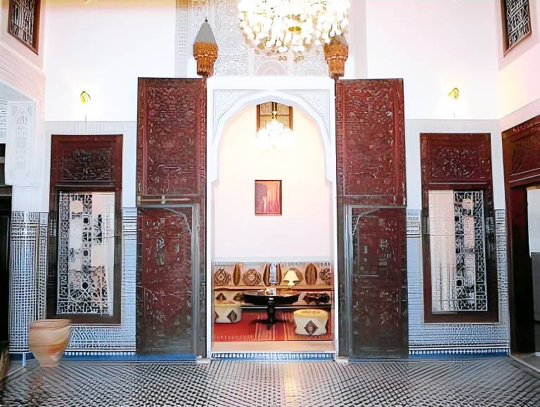 RIAD YOUSSEF — photo 3