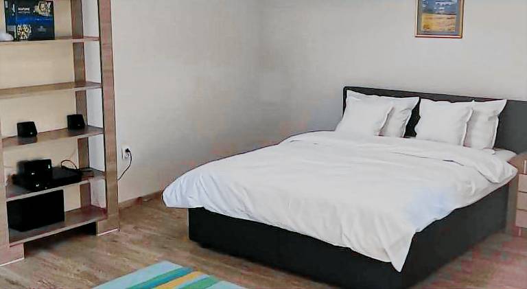 Serviced apartment with terrace & BBQ in Cluj-Napoca