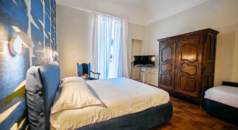 Apartment with 2 rooms for 3 persons in Bari