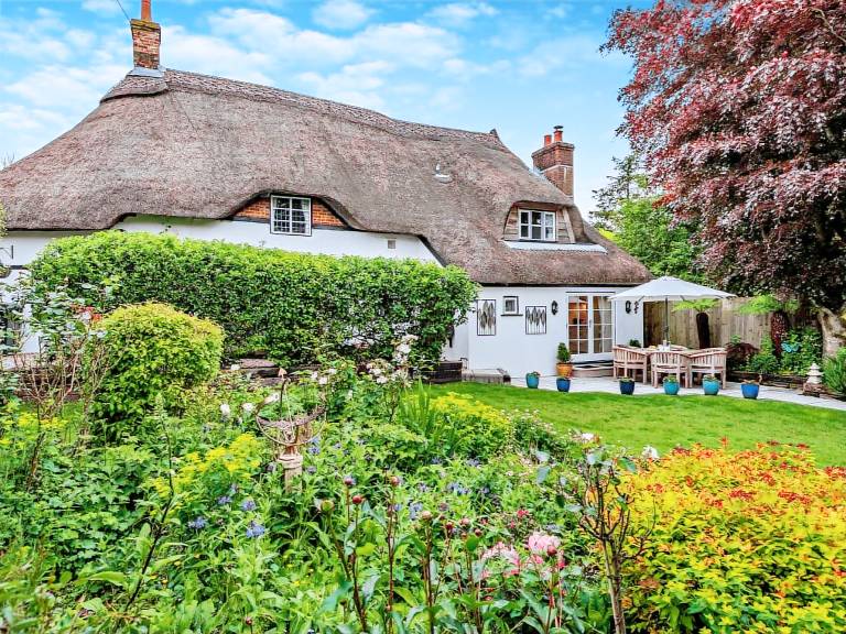 3 Bed in Blandford Forum oc 83442