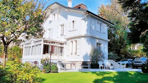 House  Geneva