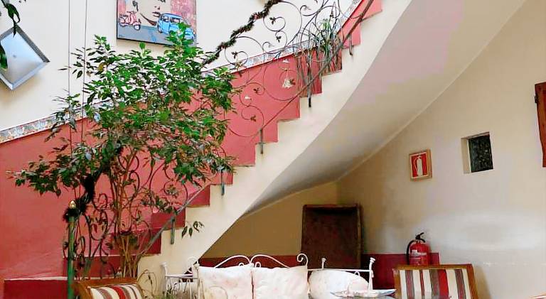 House with garden, hot tub & private pool — photo 4