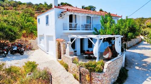 Apartment  Votsi