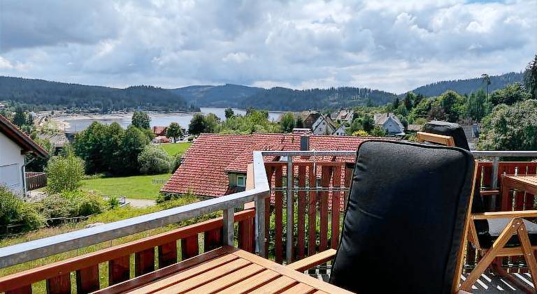 Rental apartment with garden & terrace — photo 5