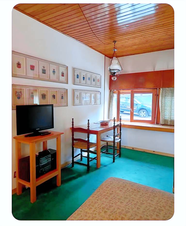 Ferienwohnung mit Hund in Sestriere für max. 4 Personen Ferienwohnung mit Hund in Sestriere für max. 4 Personen