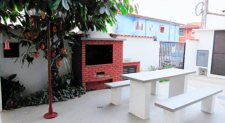 Lovely rental apartment with grill, terrace & yard | Next to the beach | Dogs allowed — photo 2