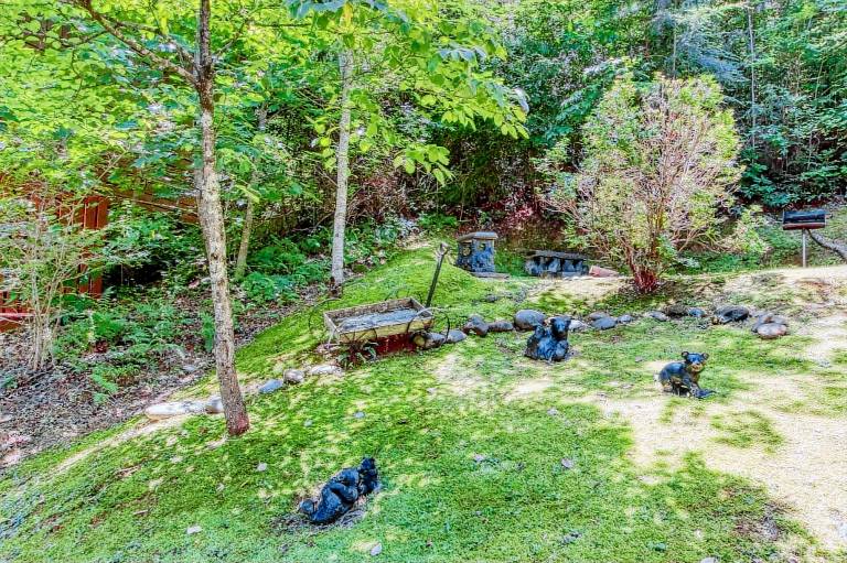 Child-friendly charming cabin with private pool | Pets allowed — photo 4