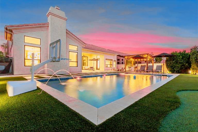 Anderson LUX Estate Private Bar Pool Sleeps 12