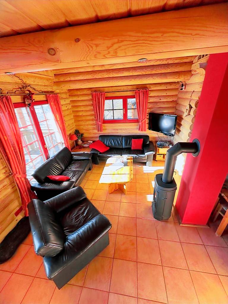 Vacation home with terrace — photo 3