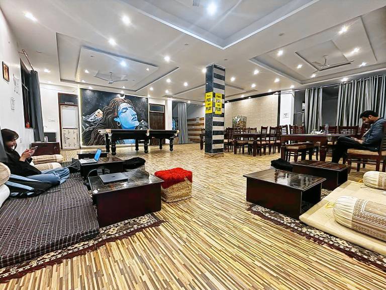 MOONSHIVA STAY and CAFE — photo 3