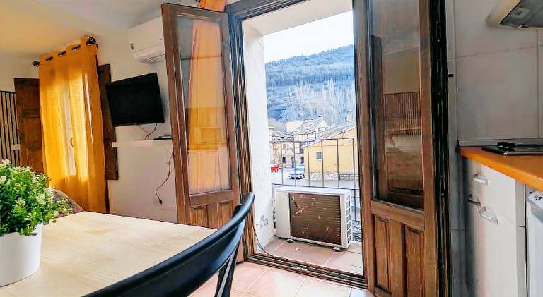 Lovely rental apartment with terrace | Pet-friendly — photo 2