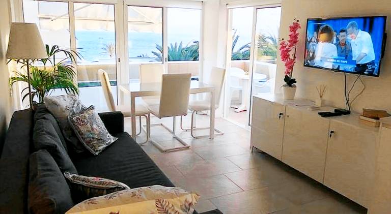 Rental apartment with pool in San Bartolomé de Tirajana