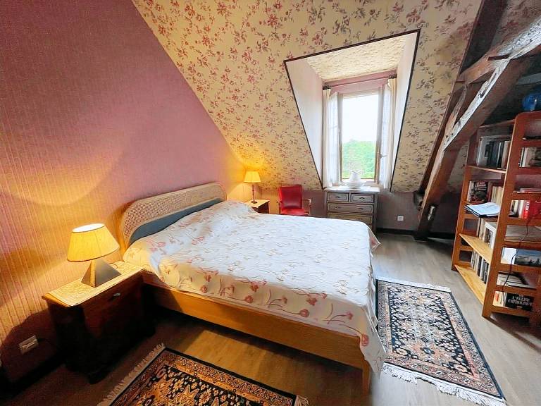 Cottage with garden — photo 4
