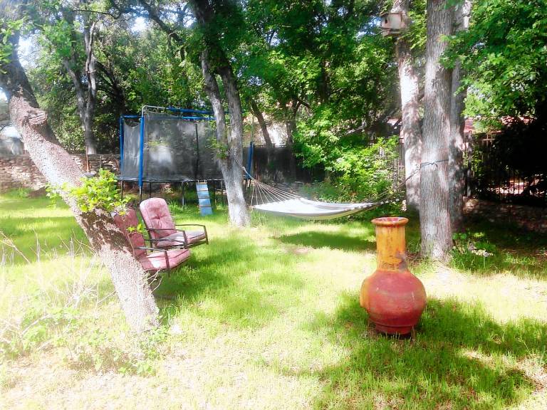 House  Onion Creek