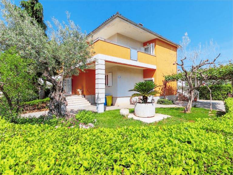 Apartament Zambratija