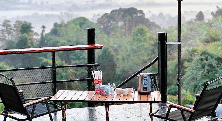 Nice house with patio & yard | Suitable for remote work | Pet-friendly — photo 3