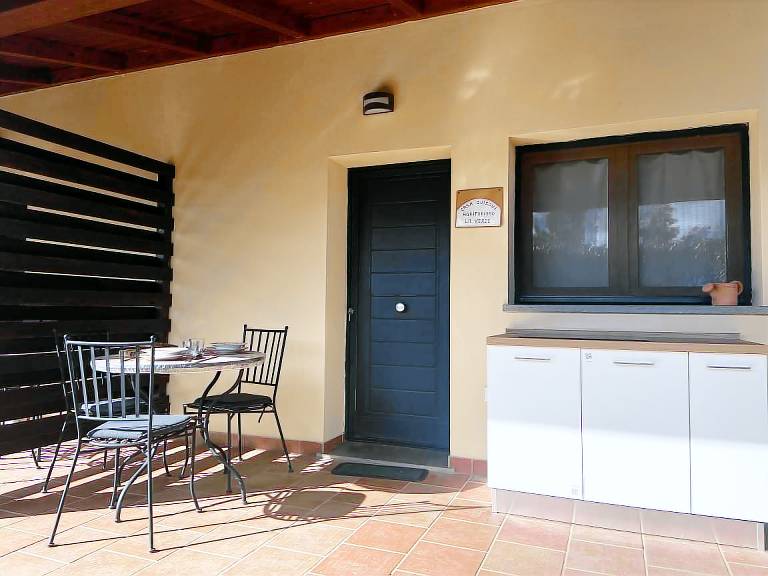 Family-oriented holiday apartment with yard | Pets are welcome — photo 3