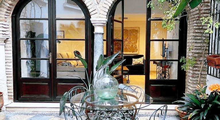 Fully equipped house with garden & patio | Close to Mosque–Cathedral of Córdoba | Pets are welcome — photo 3