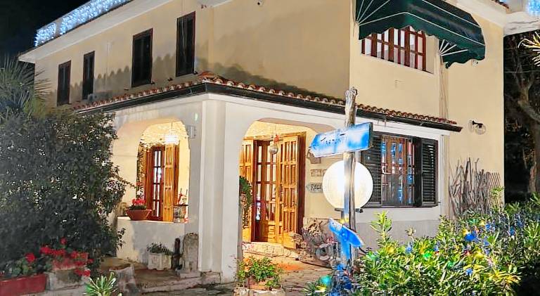 Villa Anna GuestHouse - Salento Airport Stay & Free Parking — photo 5