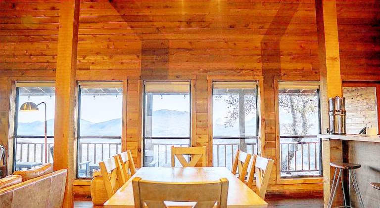 Lodge with terrace — photo 4