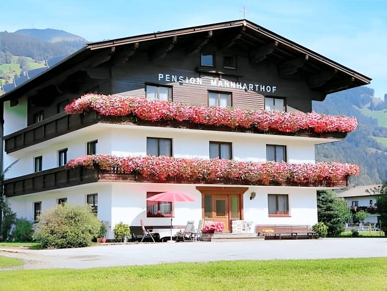 Lovely farm with barbeque & garden | Close to the ski | Pets are welcome in Kitzbuhel