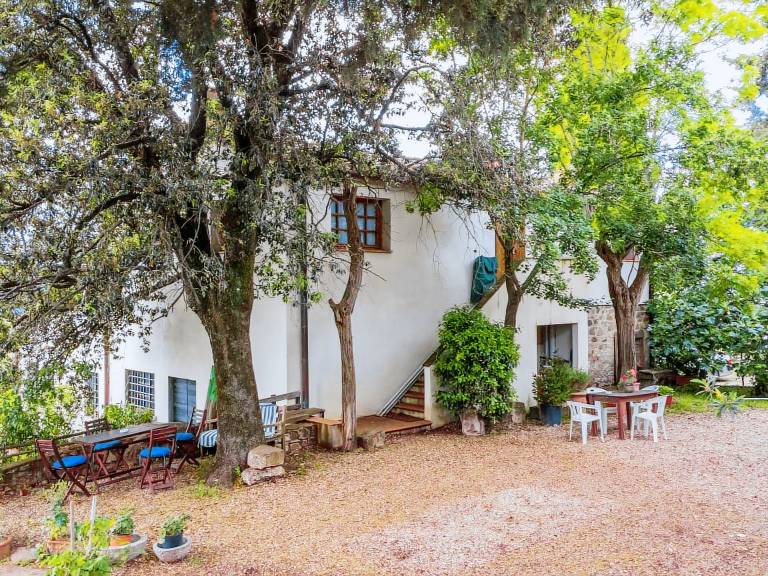 Rental apartment with terrace, grill & pool | Nature view — photo 3