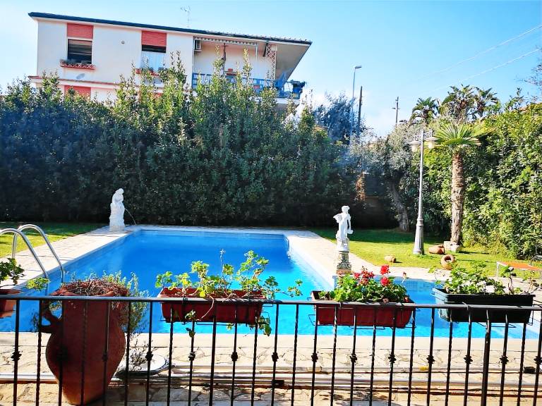 Villa San Giovanni La Punta