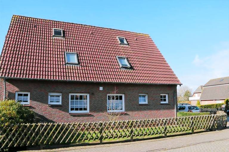 Ferienhaus mit Südwestterrasse in ruhiger Lage