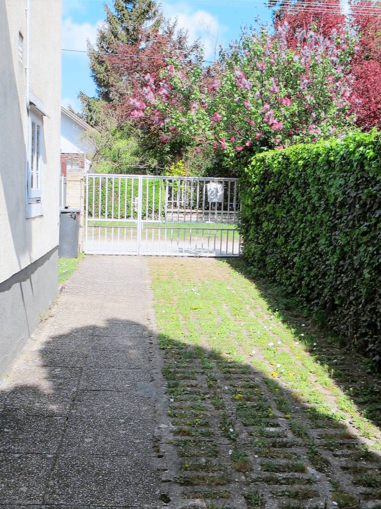 Vacation home with grill, terrace & garden — photo 5