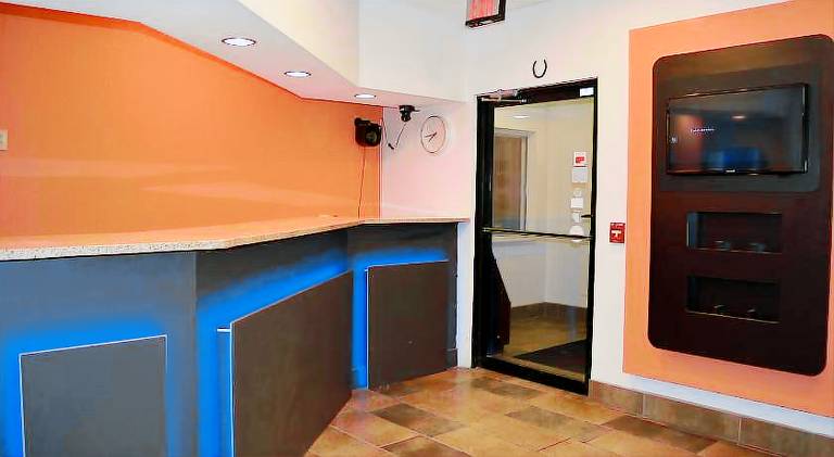Motel 6 Anderson, IN - Indianapolis — photo 2