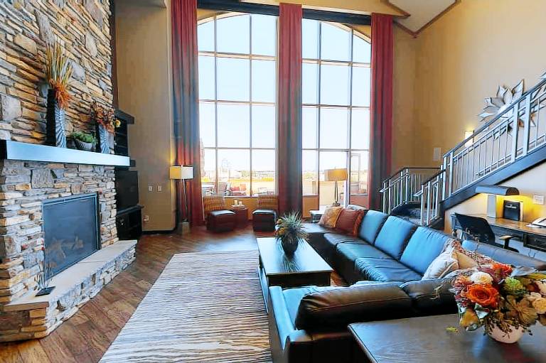 ClubHouse Hotel & Suites Fargo