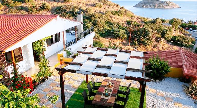 Summer Dream Cottage, 2BR, Beautiful sea view in Sitia