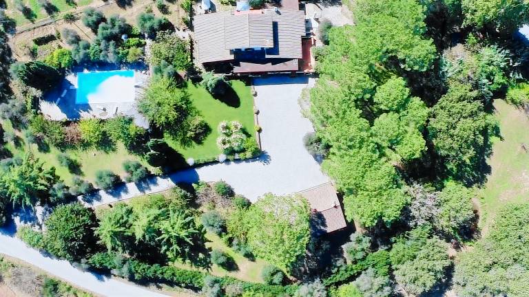 Villa with garden, private pool & patio — photo 3