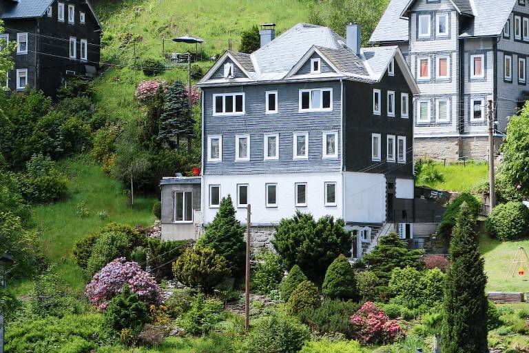 Ferienwohnung Neuhaus am Rennweg