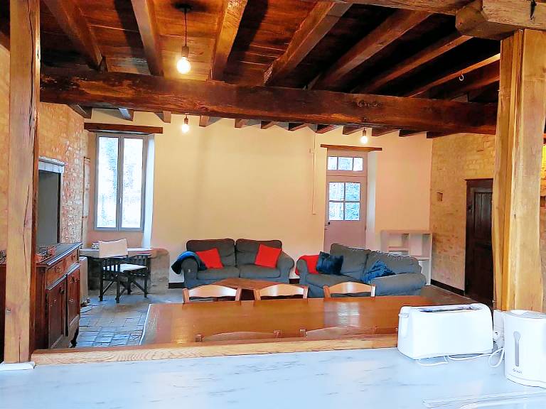 Charming Countryside Cottage with Terrace, Garden & All-Inclusive Amenities — photo 3