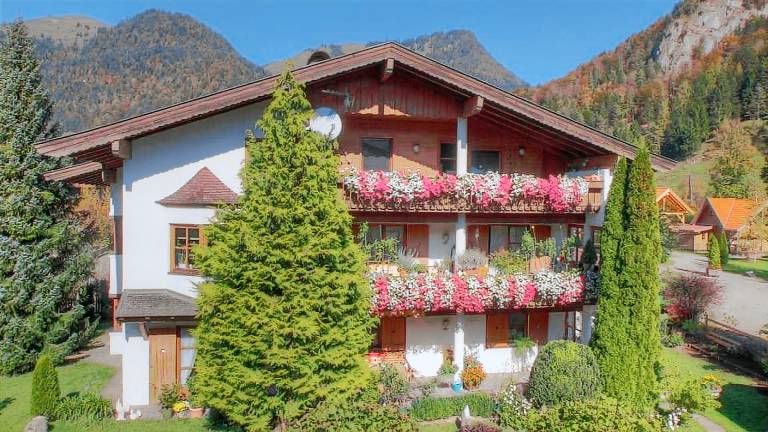 Ferienwohnung  Rettenschöss