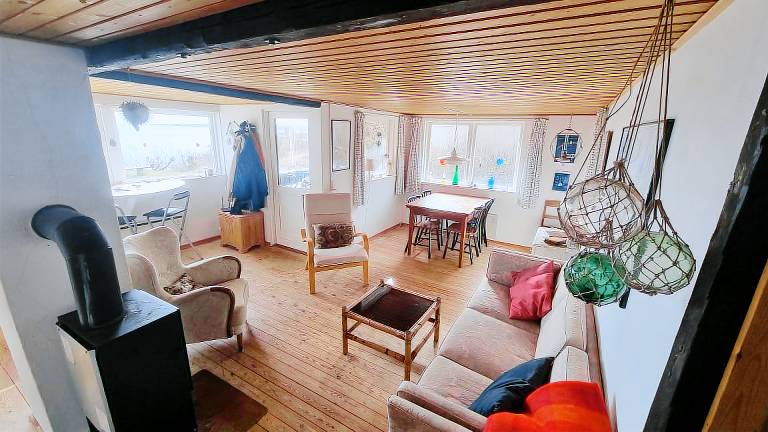Cozy summerhouse by the ocean — photo 3