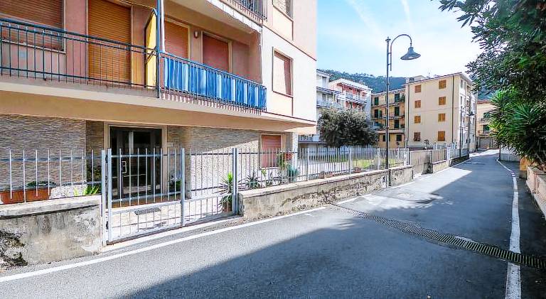 Apartment with 2 rooms for 5 persons — photo 4