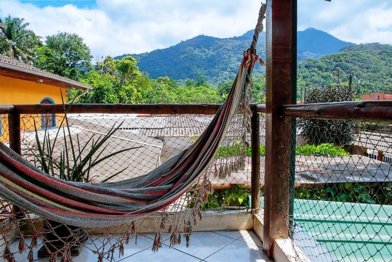 House with barbecue, garden & patio in Ubatuba