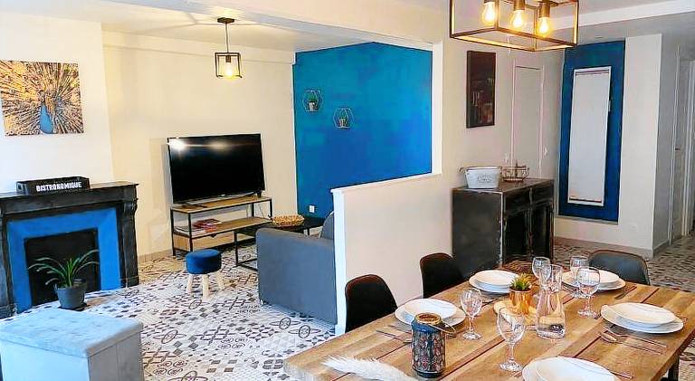Apartment with 1 room for 5 persons in Chartres