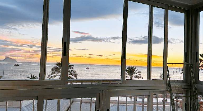 Apartment with patio & yard | Close to the beach | Pets are welcome in L'Alfas del Pi