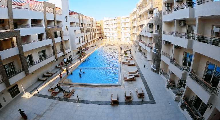 Rental apartment with pool — photo 3