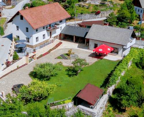Apartma Obrne